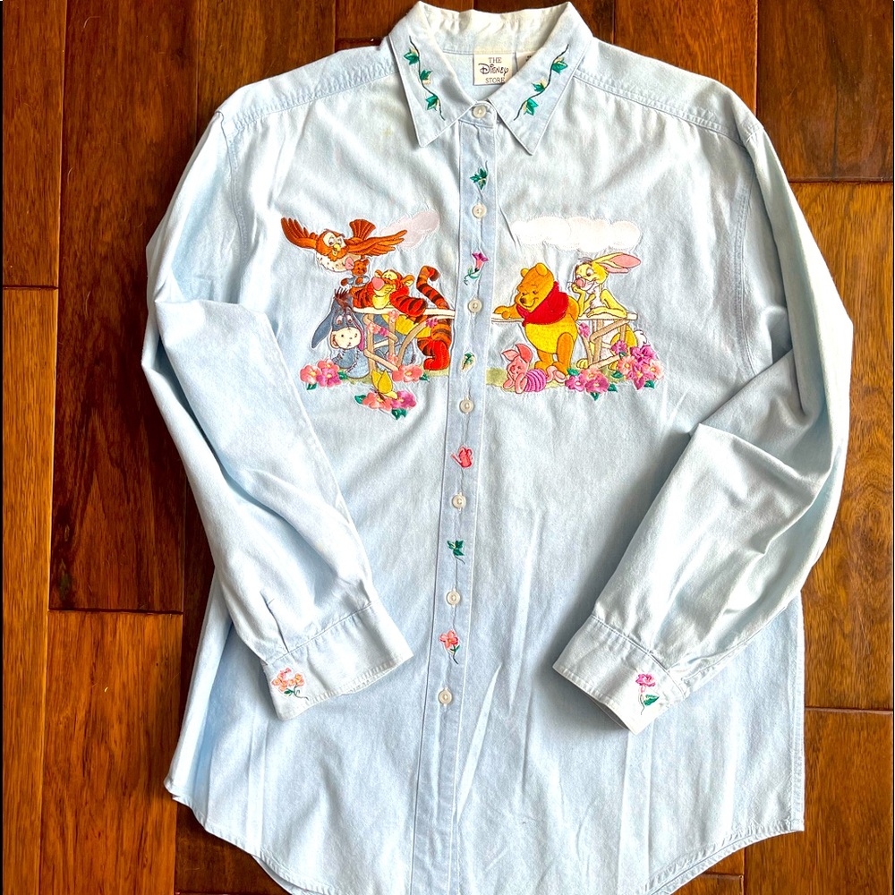 Vintage/Retro 90’s Disney “Winnie the Pooh Spring” Chambray Denim Shirt Sz LG